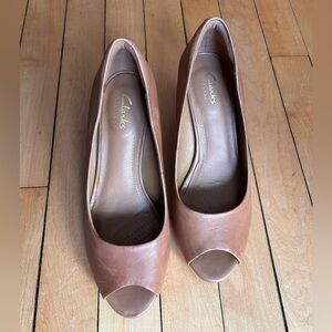 Clarks Tan Leather Peep-Toe Heels